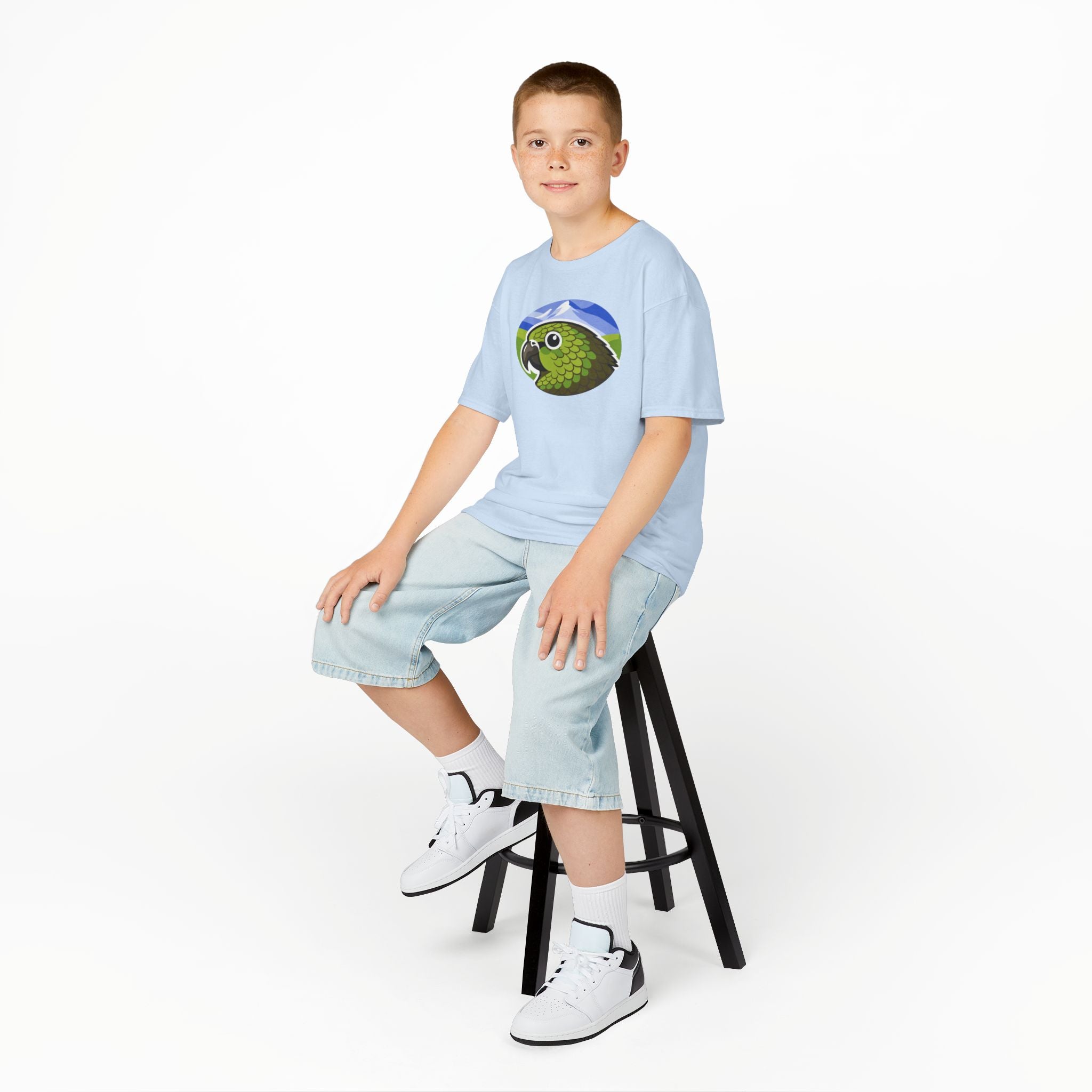 T-shirt — Green Kea Bird Graphic Shirt